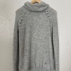 Hollister Light Grey Cowl Neck Sweater Size Small